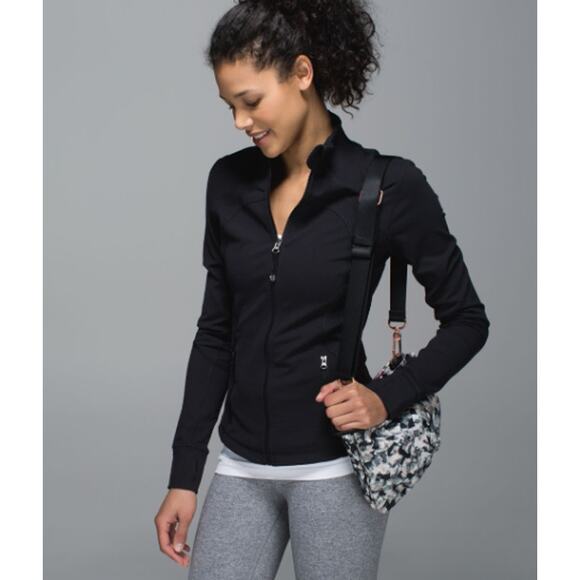 Lululemon Hip To Be Free Polyester Bag In Mystic Jungle Crossbody Or Waist Bag - Picture 3 of 10